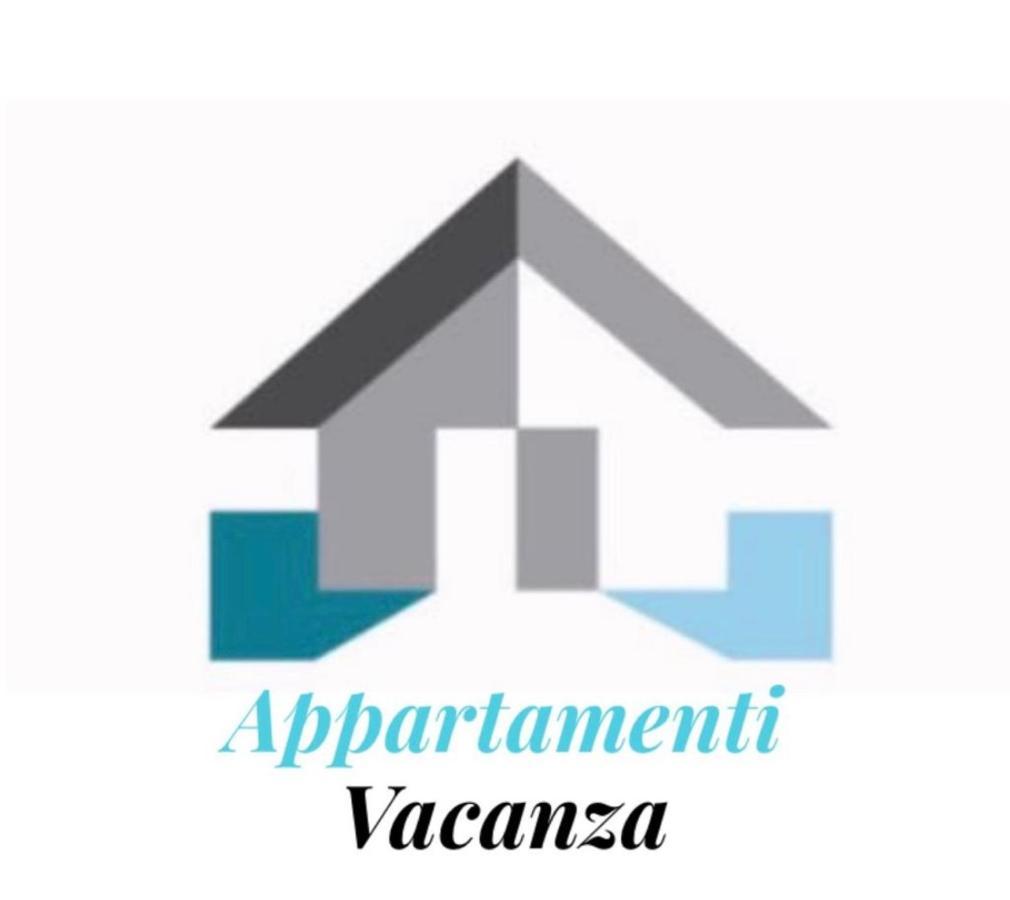 Apartamento La Conchiglia A Marina Marina Di Carrara Exterior foto