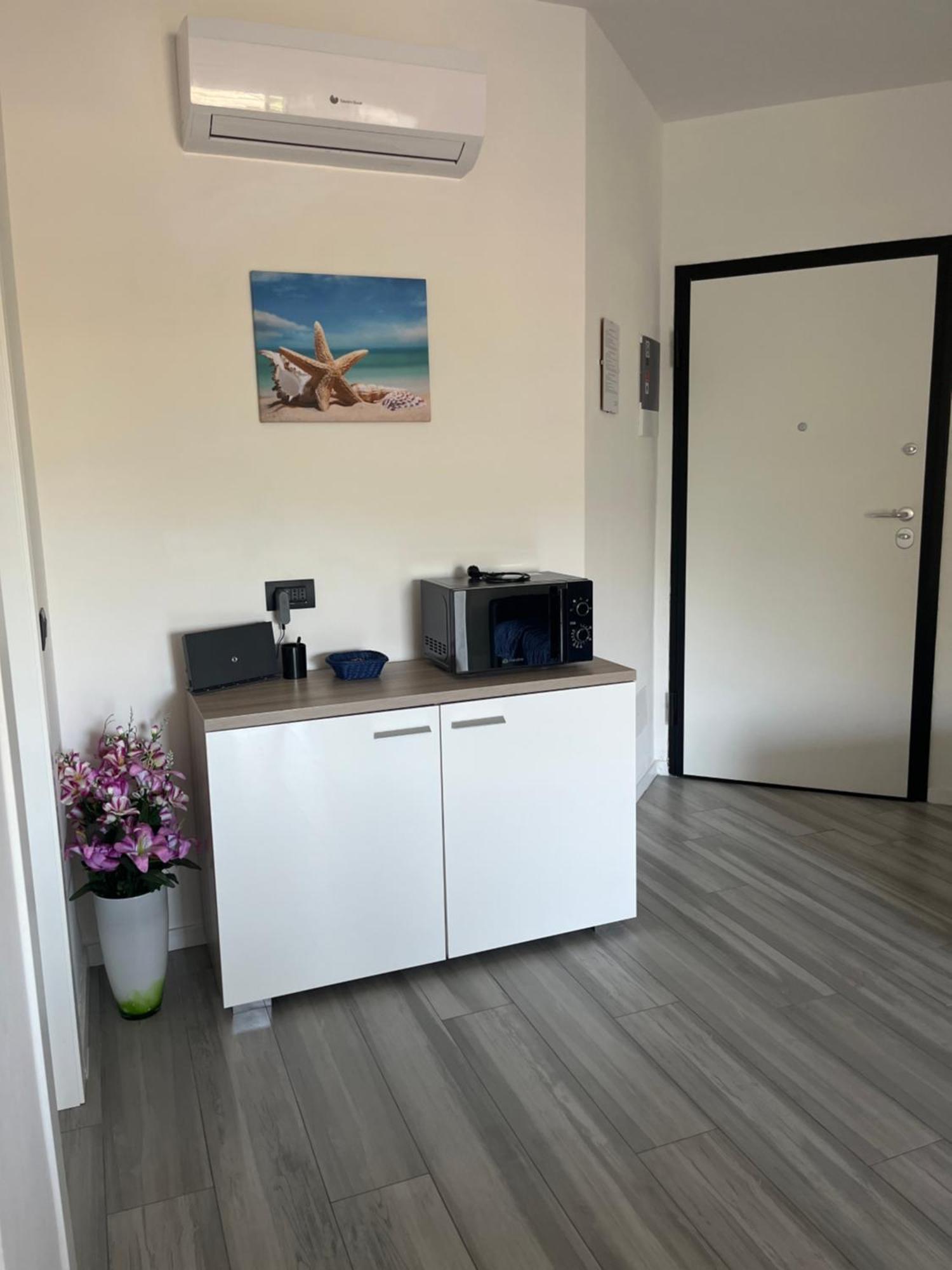 Apartamento La Conchiglia A Marina Marina Di Carrara Exterior foto