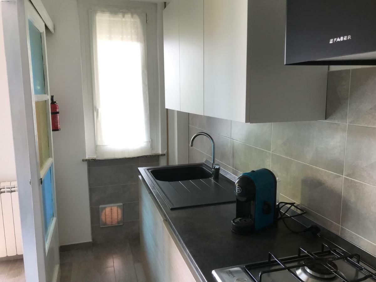 Apartamento La Conchiglia A Marina Marina Di Carrara Exterior foto