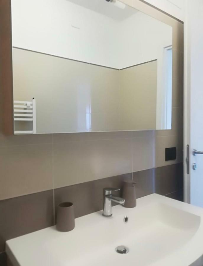 Apartamento La Conchiglia A Marina Marina Di Carrara Exterior foto